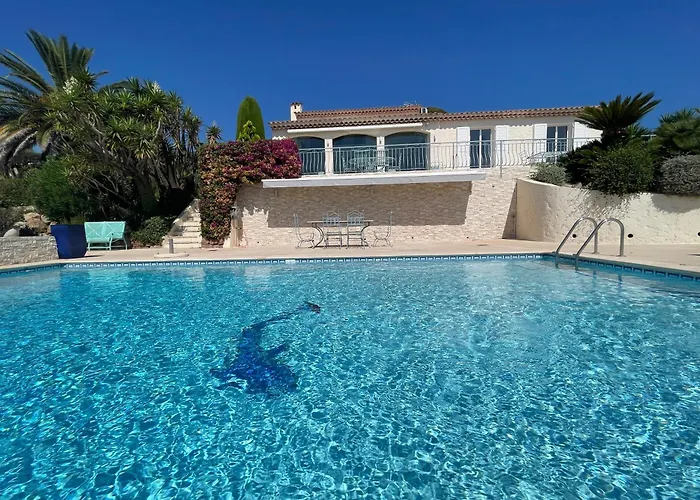 Luxe Et Calme Avec Vue Panoramique A Βίλα *